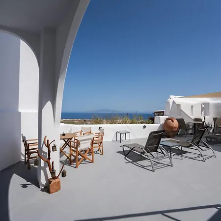 Caves 1880 Apartment Oia (Santorini)