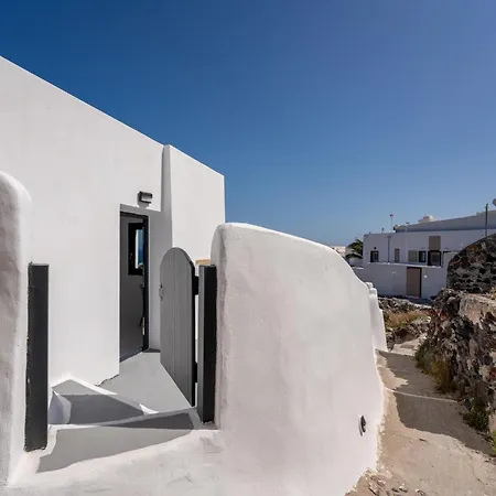 Caves 1880 Apartment Oia (Santorini)